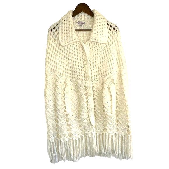 VTG hand crocheted, 100% virgin acrylic, white shawl by English Village OS - Picture 1 of 11